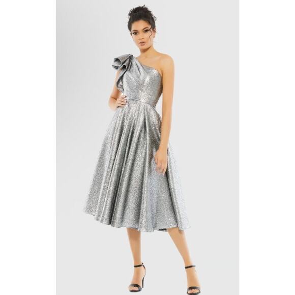 Mac Duggal One Shoulder Bow Midi Metallic Fit & Flare Dress Silver Womens 10 NWT - Picture 1 of 11